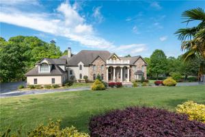 1530 46th NE