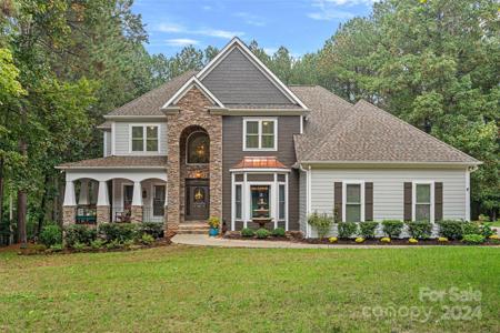 8914 Radford Court