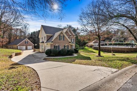 116 Diamond Head Drive