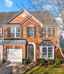 121 Beverly Chase Lane