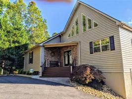 400 Winesap Boulevard