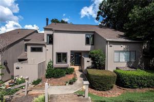 82 Ridgeport Road