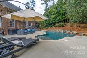 927 Cove Point