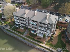 7332 Lakefront Drive