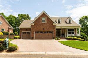 107 Winwood Circle