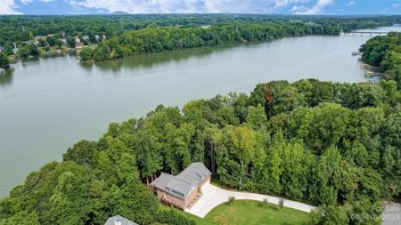 4641 River Bluff-Court