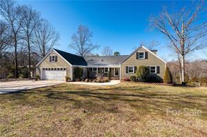 3809 6th NE