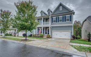 708 Lakeview