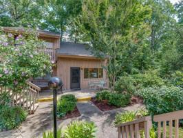 126 Hillside Court