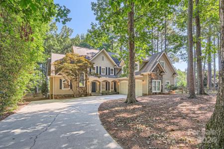 132 High Sail Court