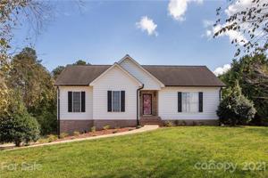 5292 Moore Acres