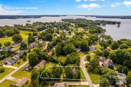 Lot 18 Lakeshore Drive