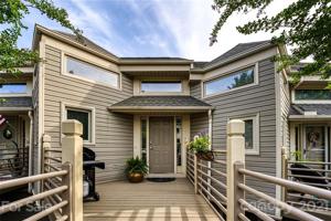 14017 Queens Harbor Road