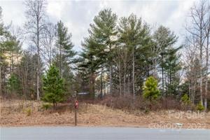 1119 Lakeside NW