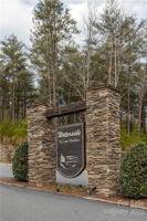 1057 Lakeside NW