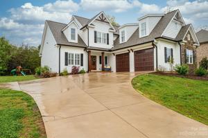 3622 46th NE