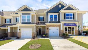 1088 Chicory Trace
