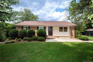 12 Spruce Pine Drive