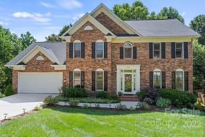 943 38th NE