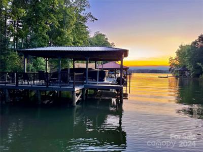 16403 Cozy Cove Road