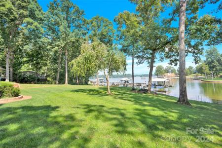 9167 Azalea Road