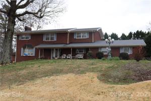 2534 44th NE