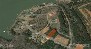 10156 Lake Shore