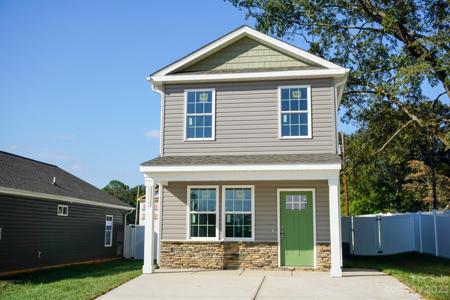 2558 Snow Creek-Road NE