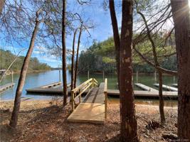 140 Kingfisher Trace