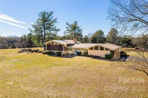 6223 Monford