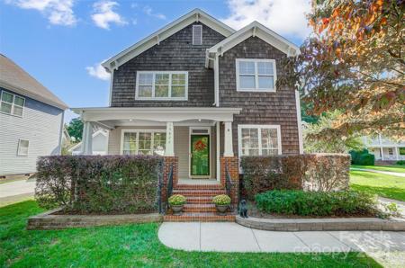 15822 Kelly Park Circle
