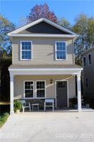 2662 14th Street NE
