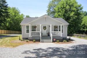 1524 Armstrong Ford