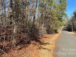 321 Pinecrest