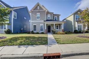 2032 Henslow Trail