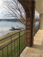 105 North Shore