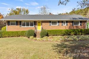 5715 Mt Holly Huntersville
