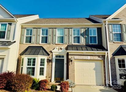 318 Shingleoak Drive
