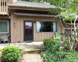126 Hillside Court