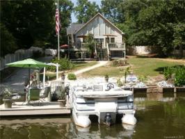 512 Riverview Road
