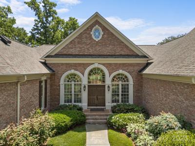 1629 Southpoint Lane