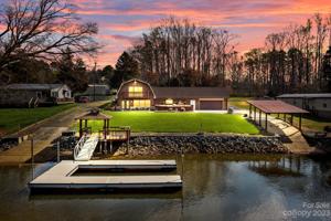 350 Pleasant Cove