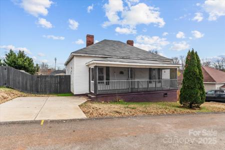 30 2nd Street
