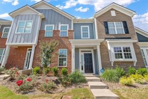 1105 Johns Walk
