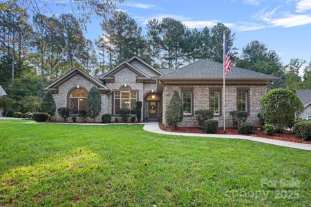 115 Hawk Run Lane