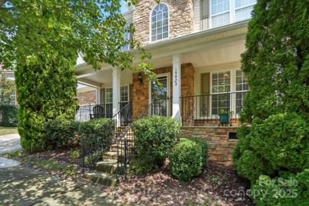 15422 Troubadour Lane