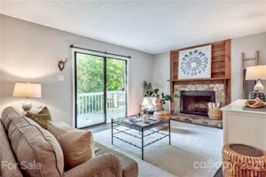 27095 Cove