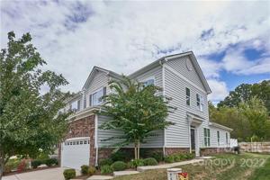 556 Park View
