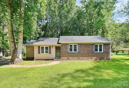 4557 Windstone