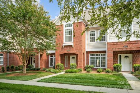 929 Central Park Circle